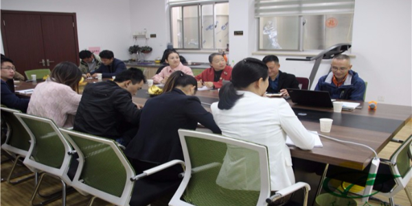 魅力演說，展現(xiàn)自我